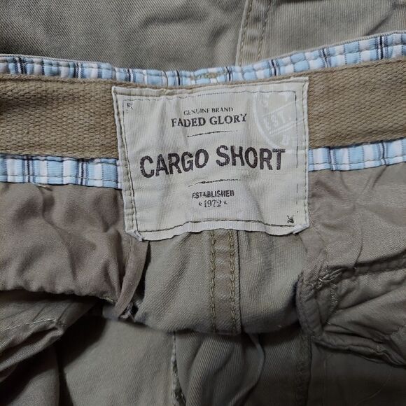 Faded Glory drawstring cargo shorts with 8 pockets size 32 - Picture 5 of 6